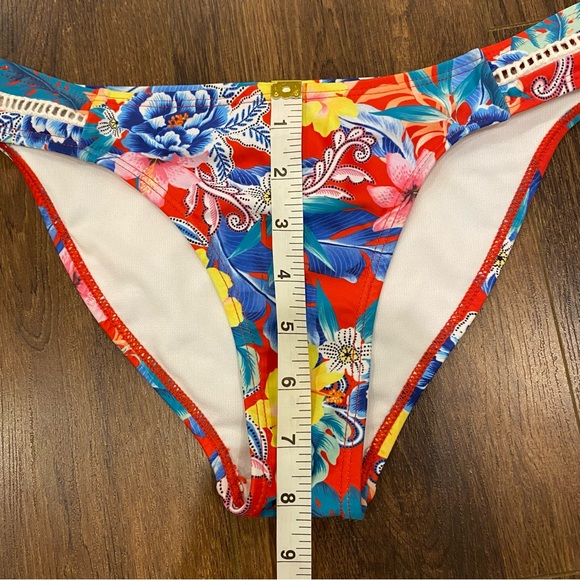 Quint Soul multicoloured bikini size medium cheeky swimwear crochet two piece - Picture 10 of 14
